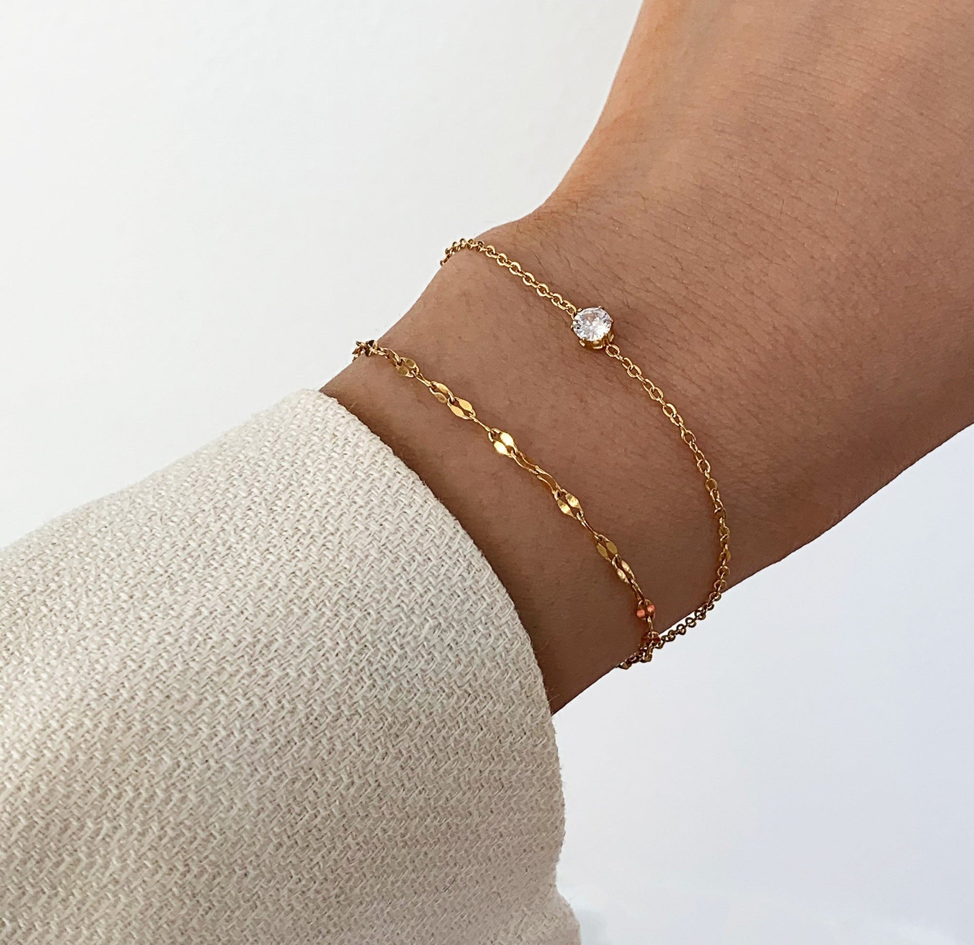 gold bracelet waterproof jewelry