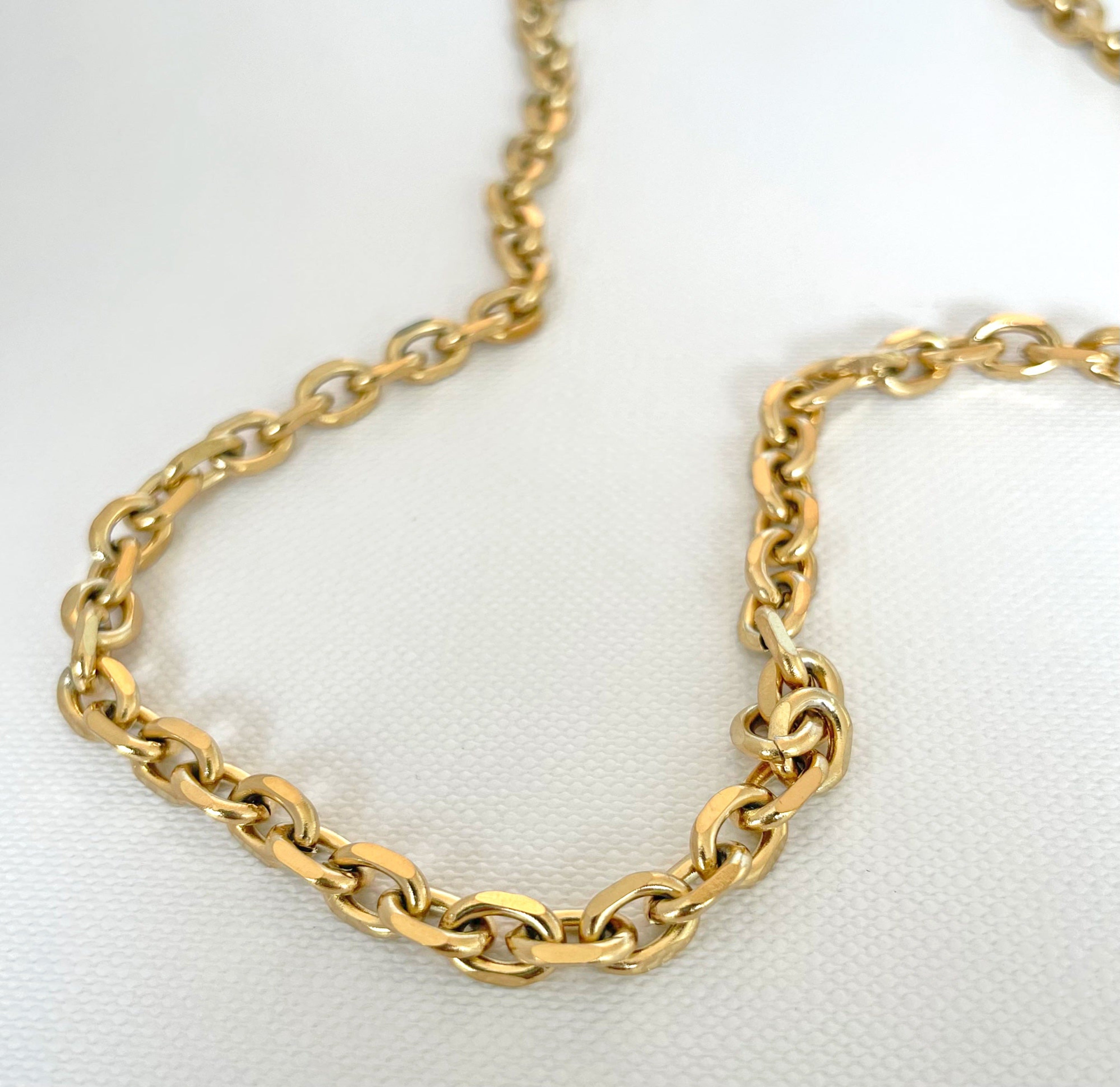 GENEVIEVE GOLD CABLE CHAIN NECKLACE