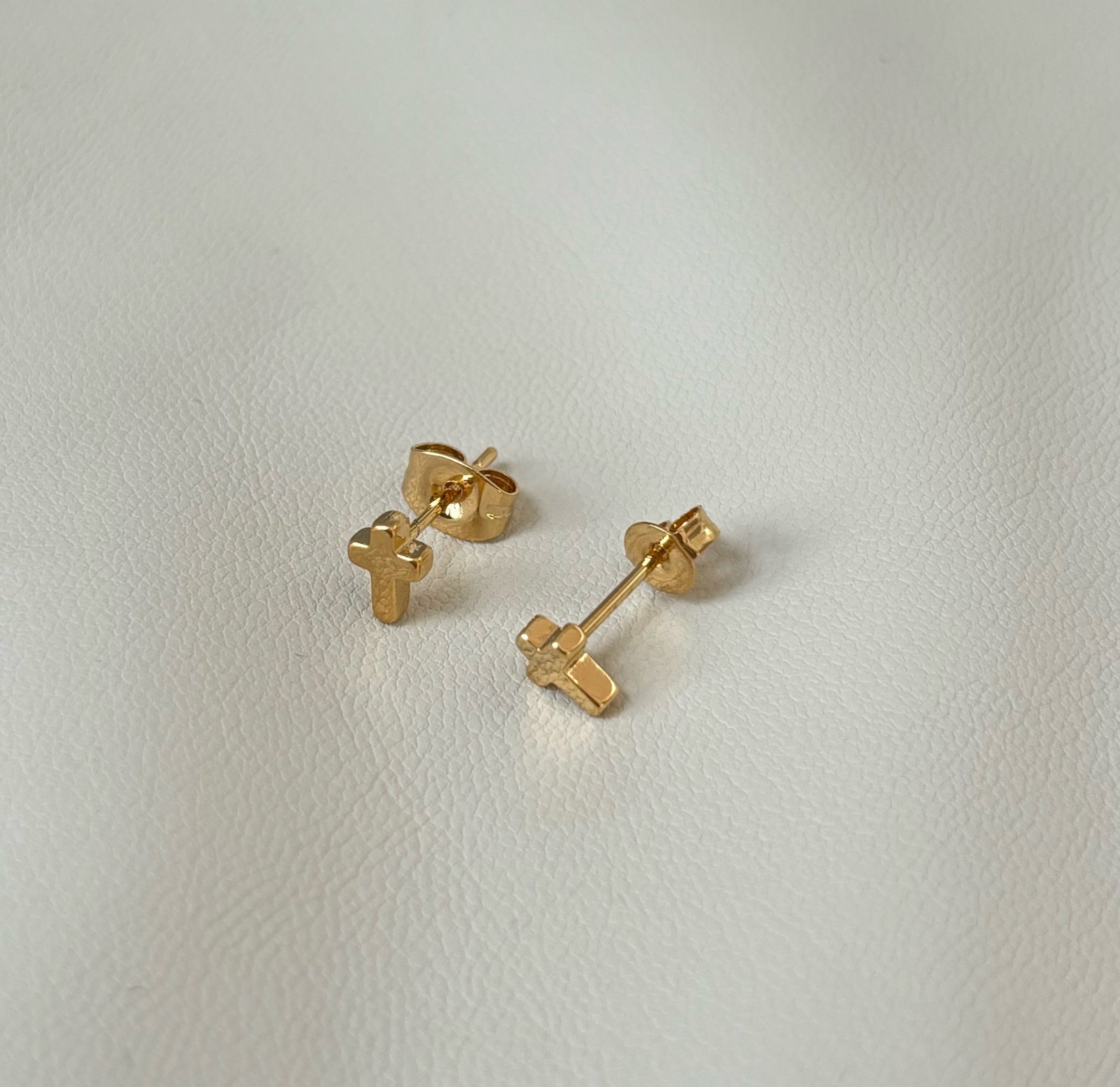 dainty gold cross stud earrings
