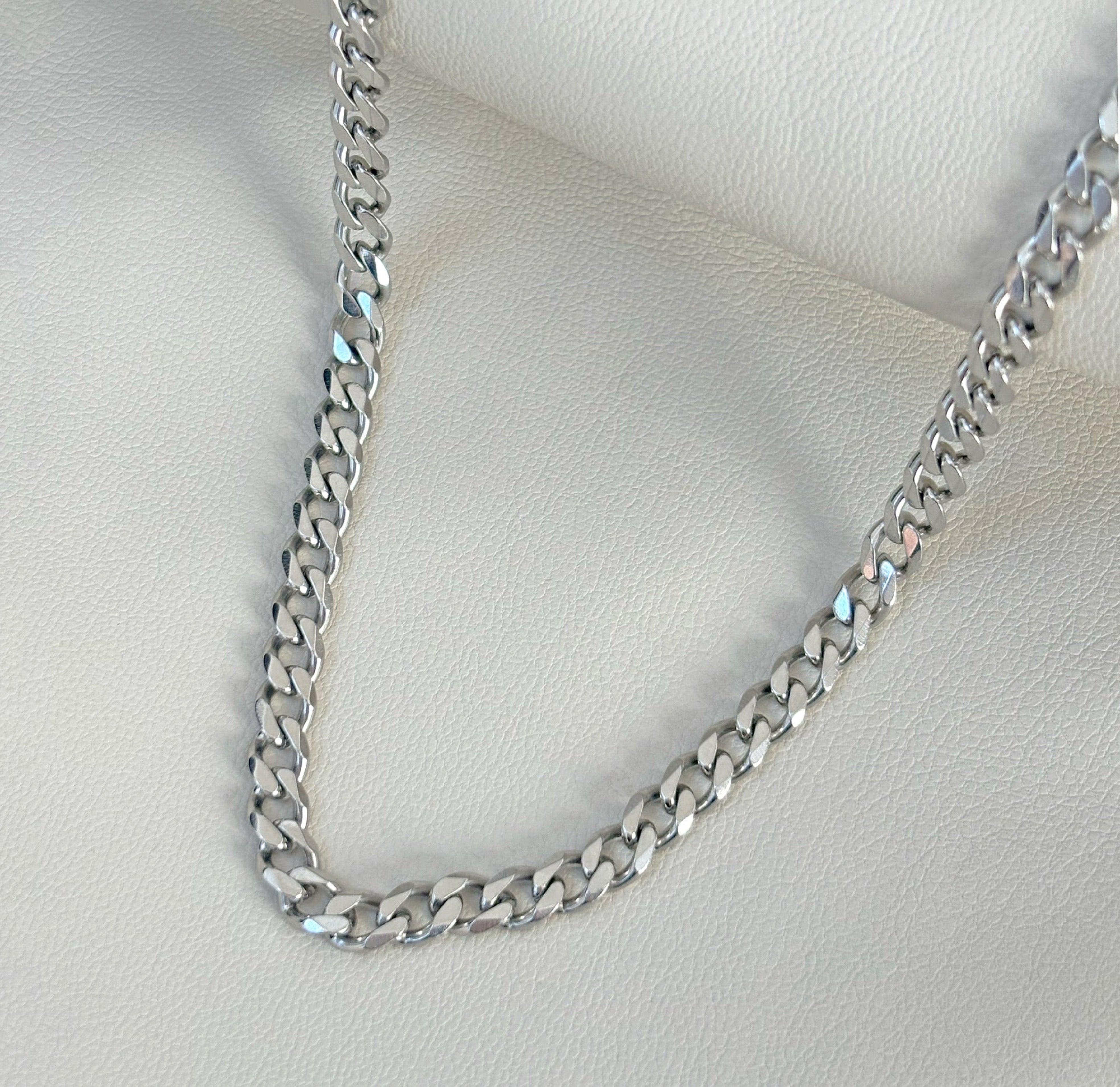 medium silver curb chain necklace waterproof 
