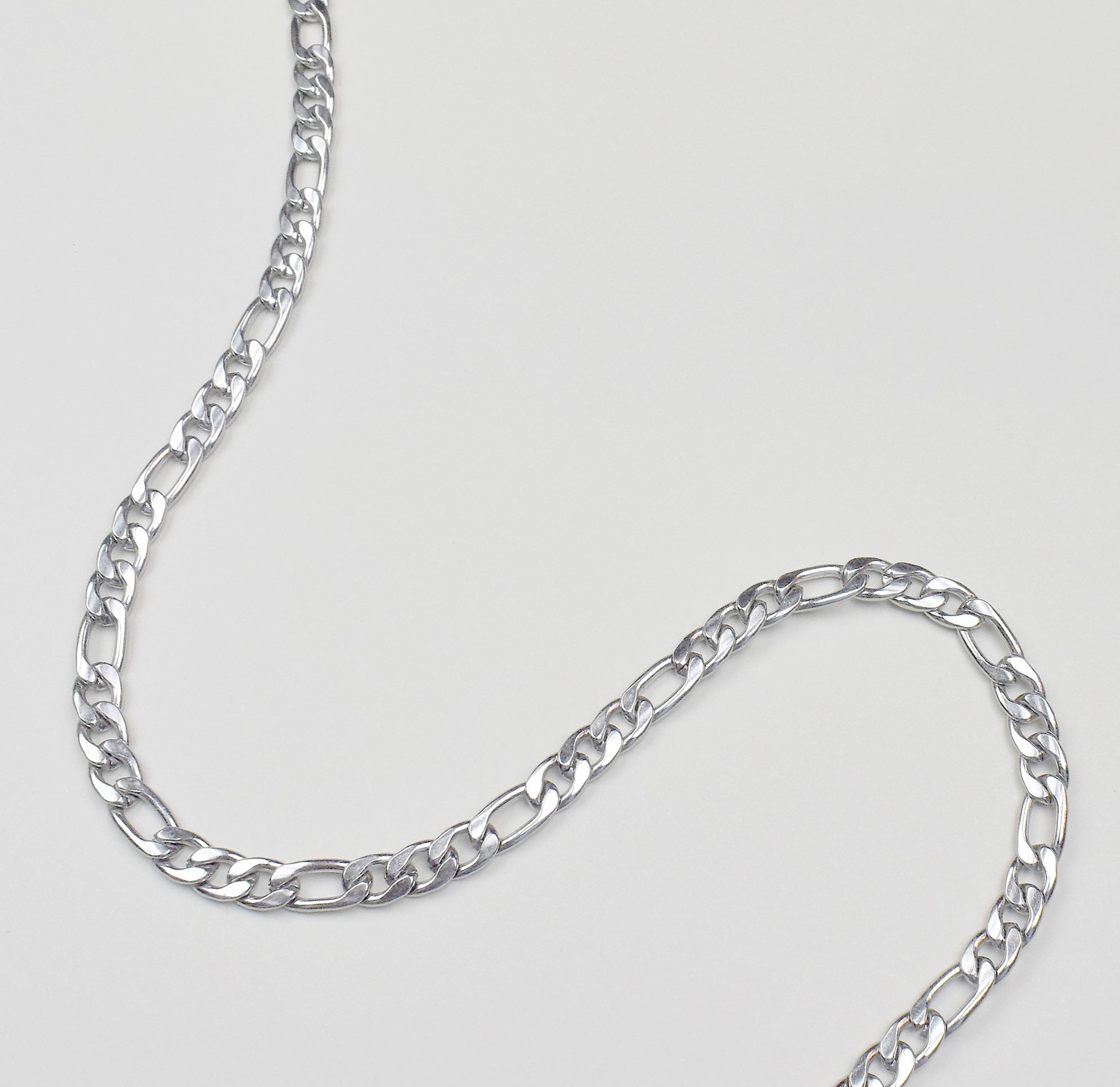 woman's silver chain necklace waterproof