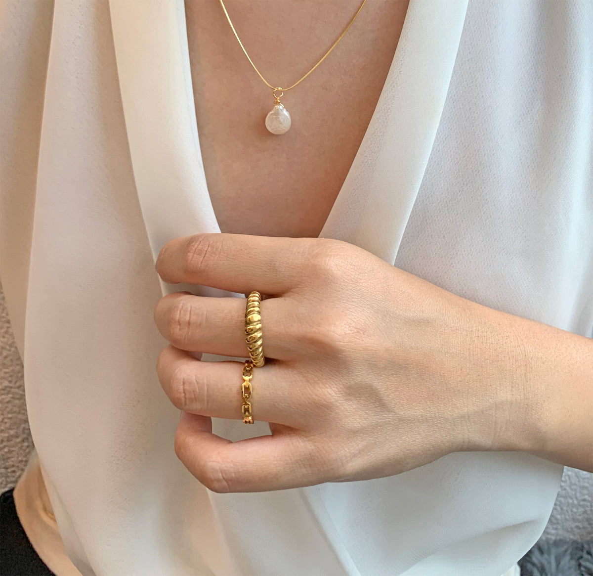 thin gold chain ring waterproof jewelry