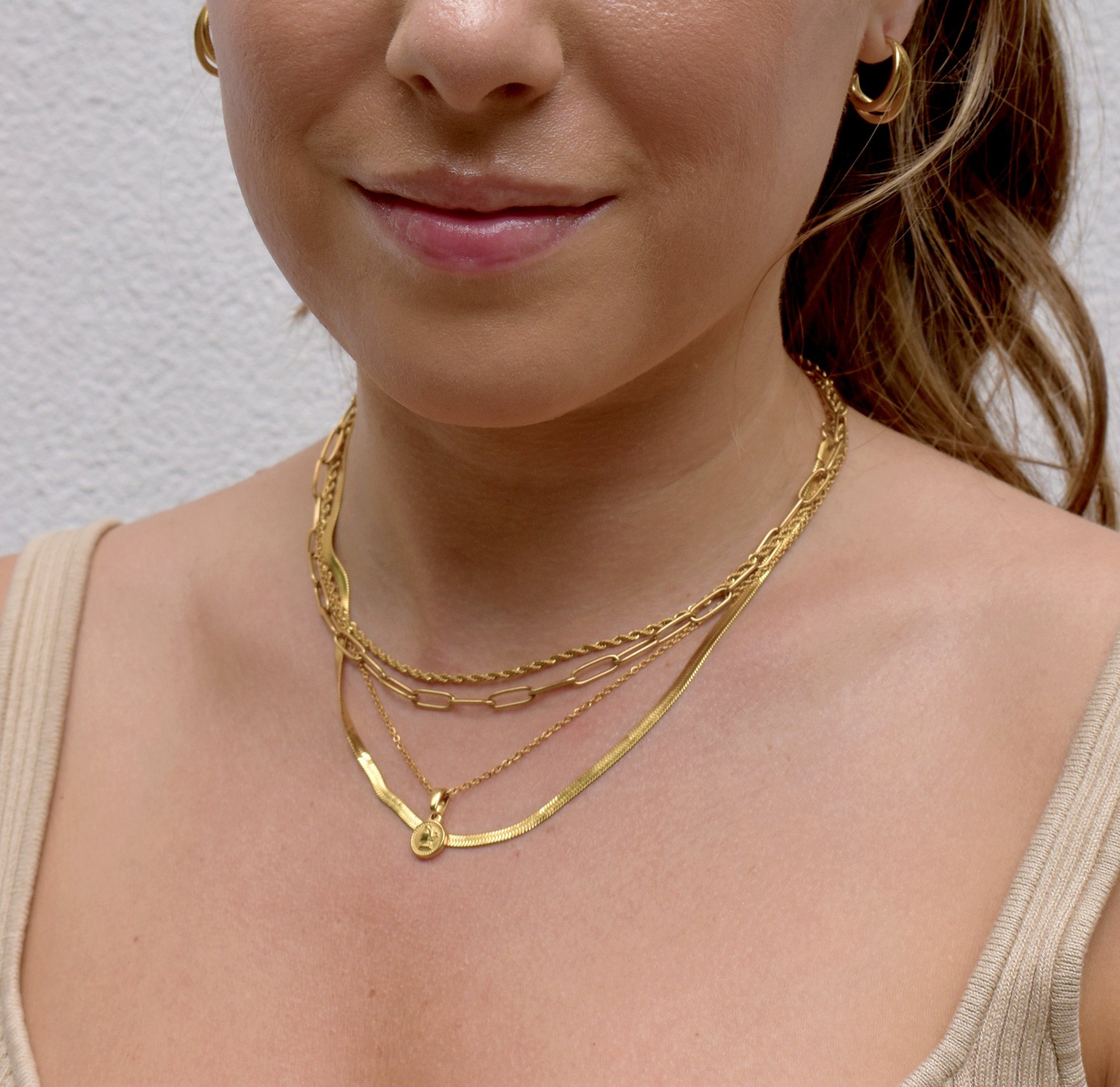 dainty gold chain necklaces waterproof