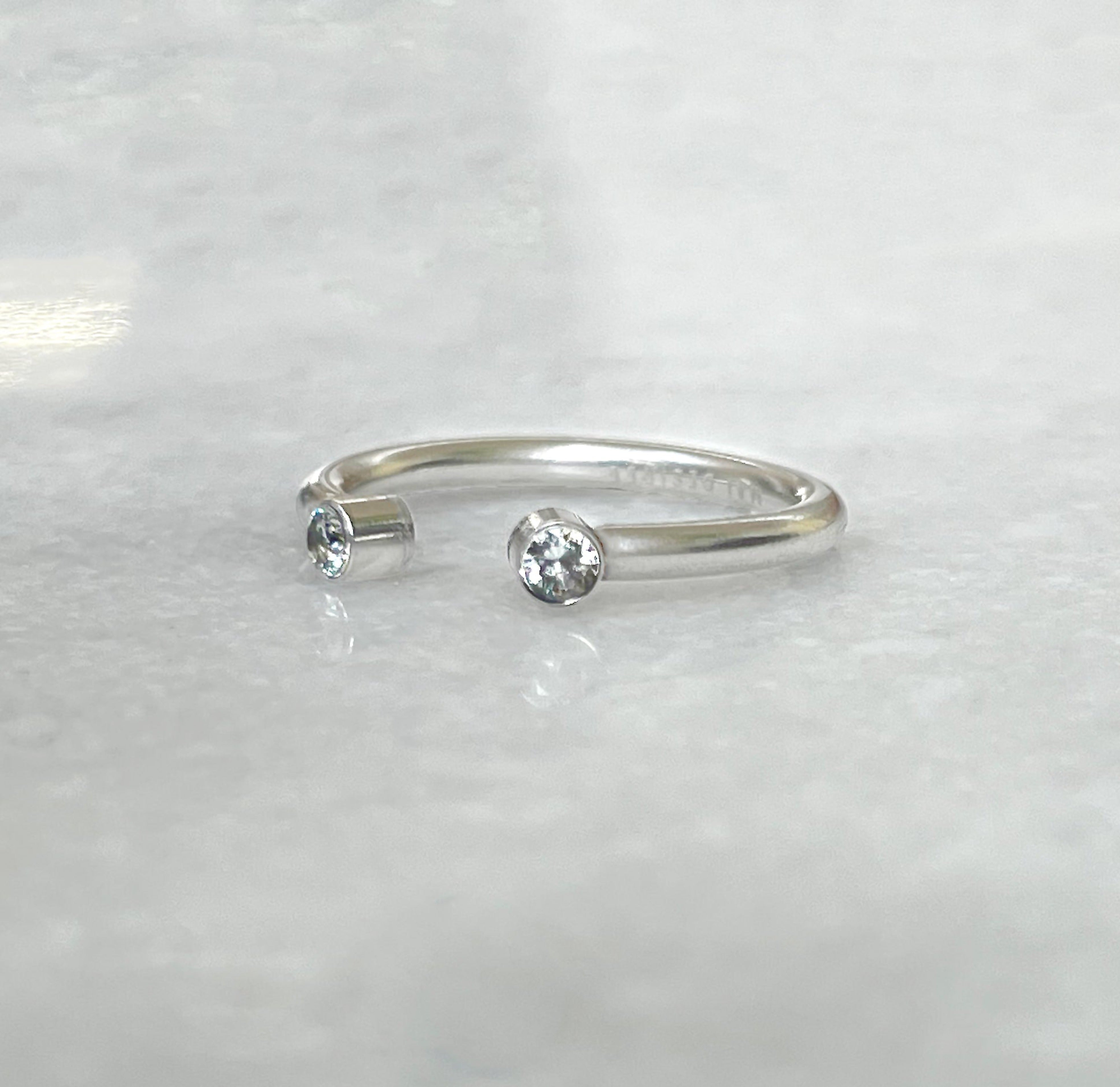 Jolie dainty silver open ring.  Waterproof jewelry