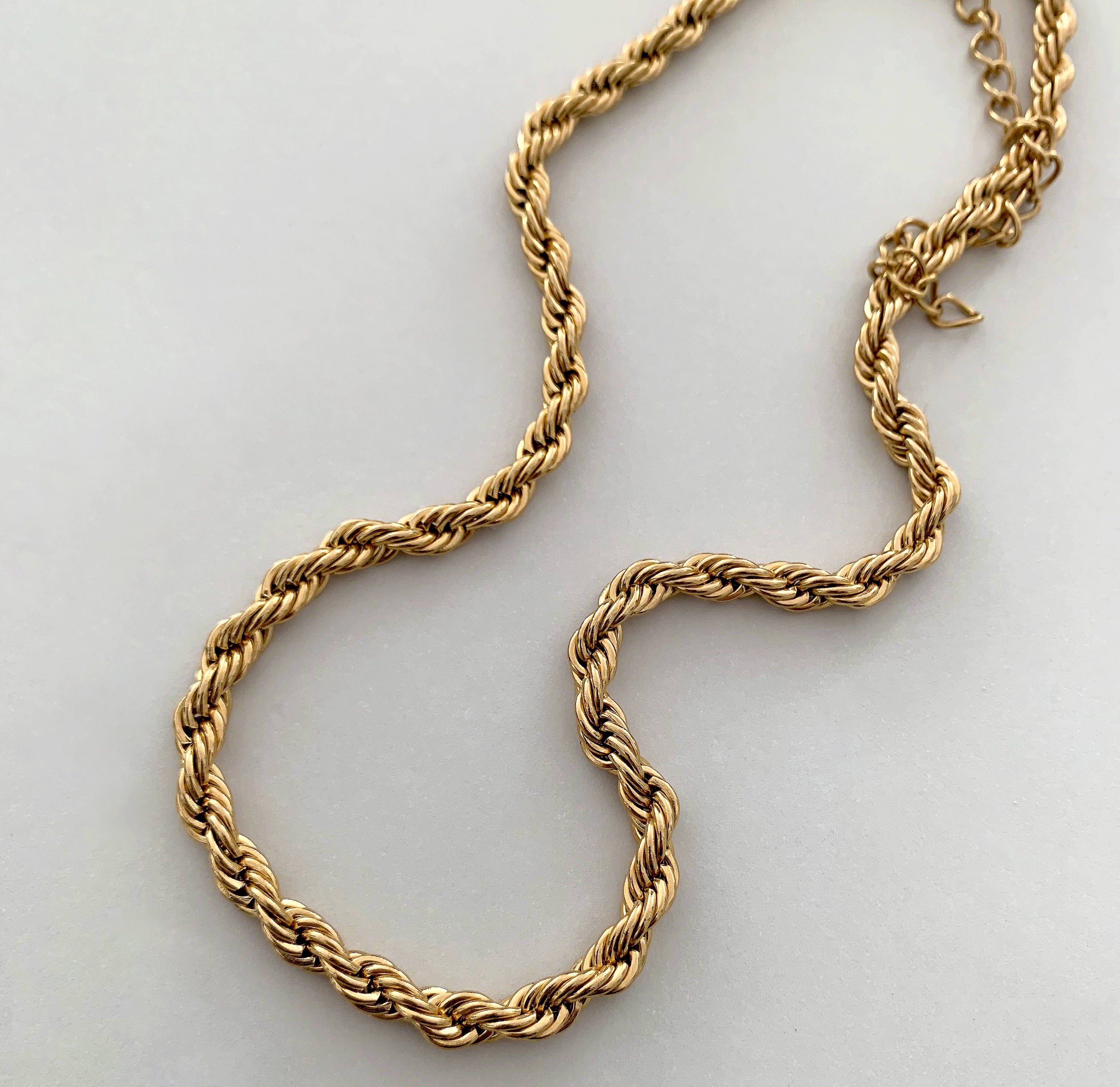 RONNIE GOLD ROPE CHAIN NECKLACE