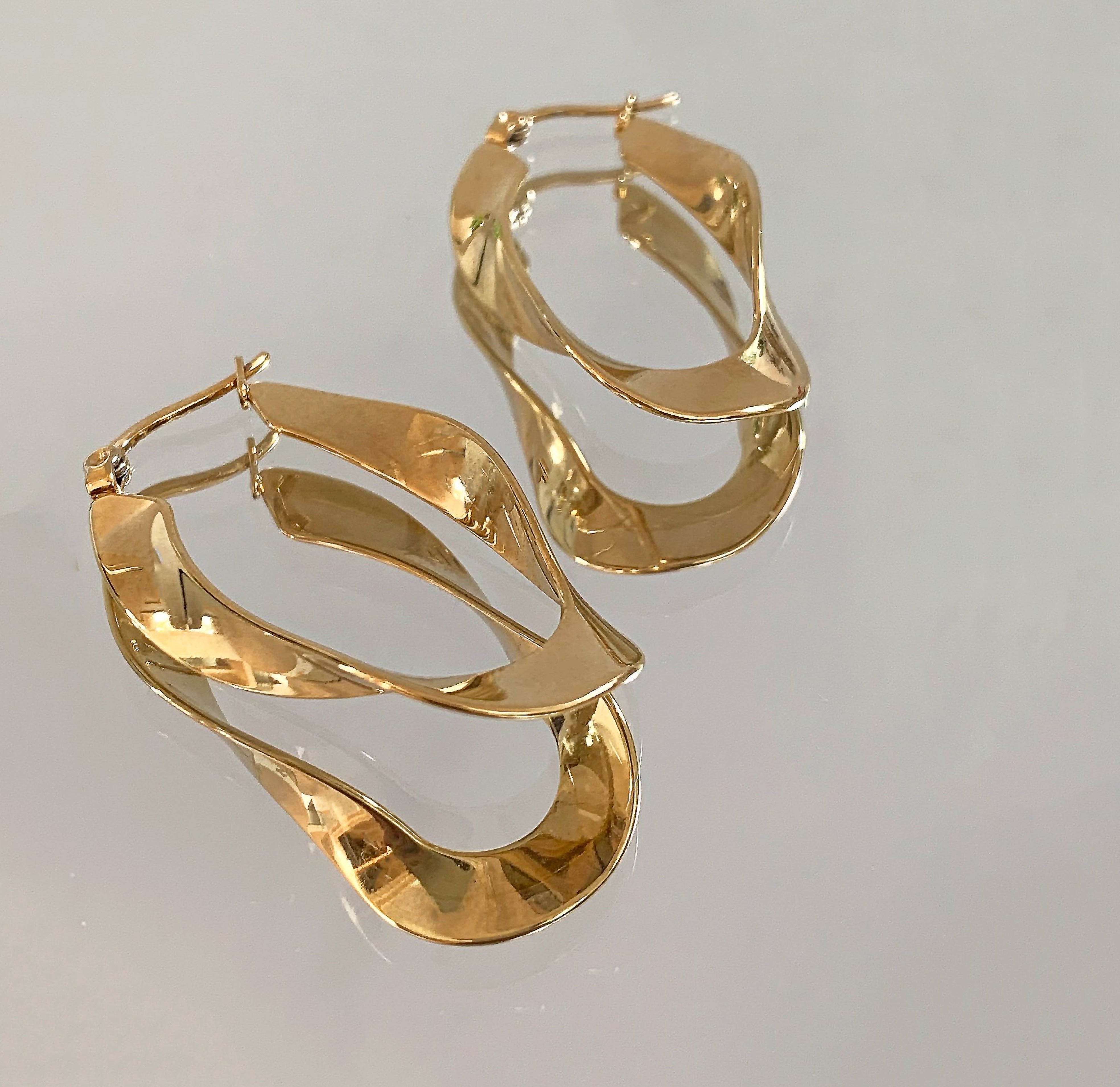 gold twist hoop earrings watereproof