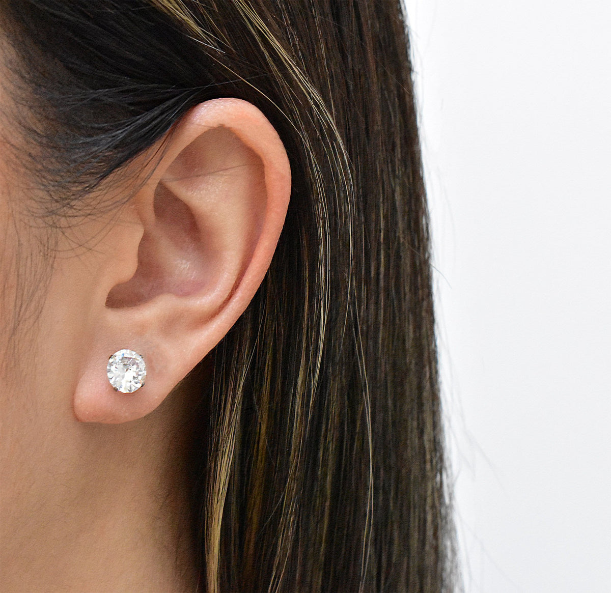 large diamond 1.30 ct stud earrings