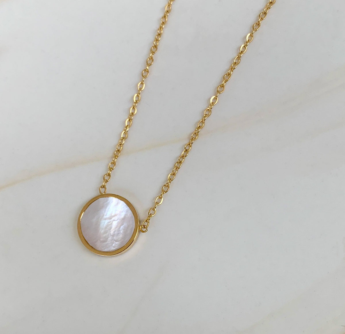 circle pearl pendant disc necklace