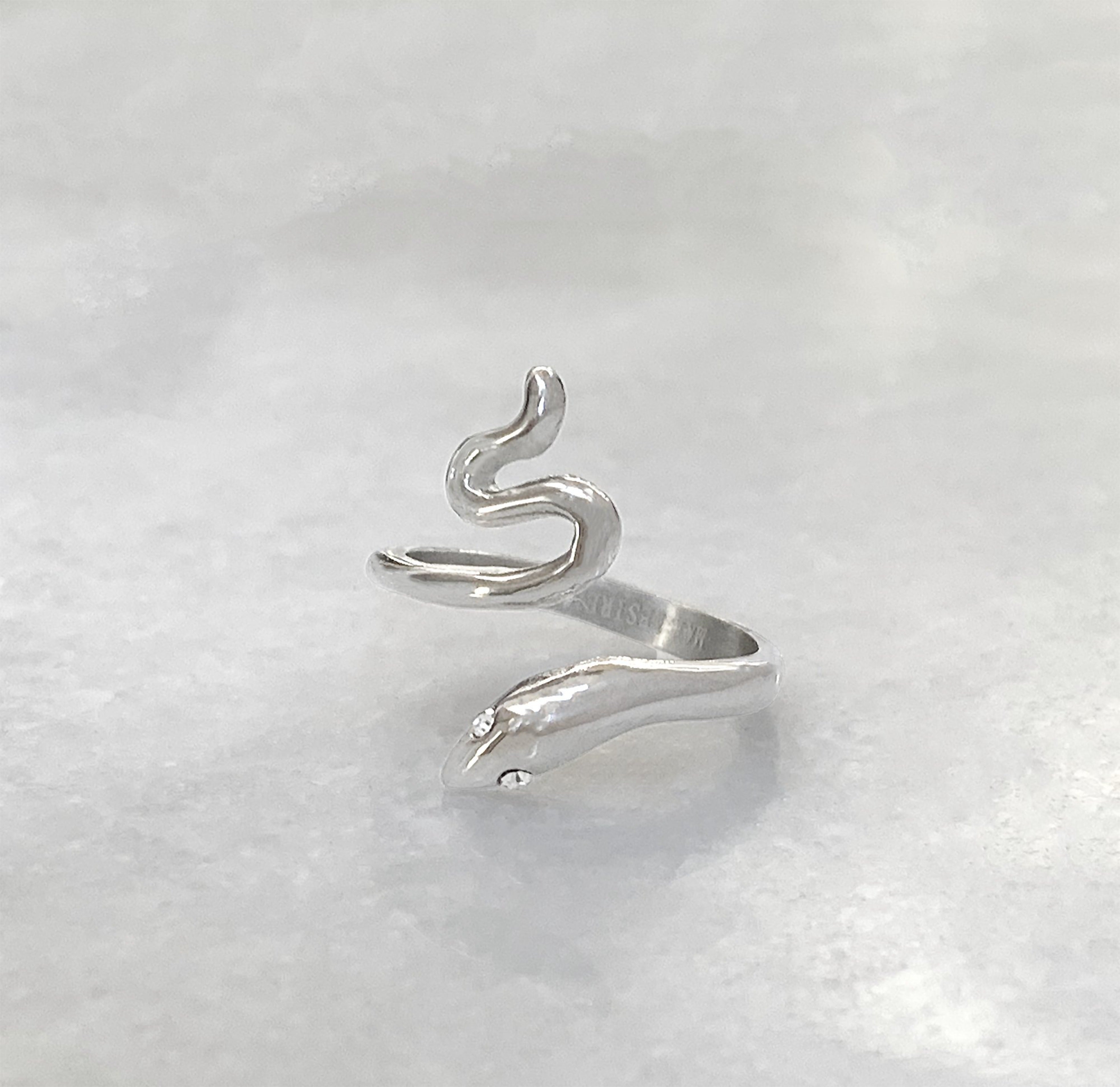 silver snake ring. Silver waterproof jewelry 