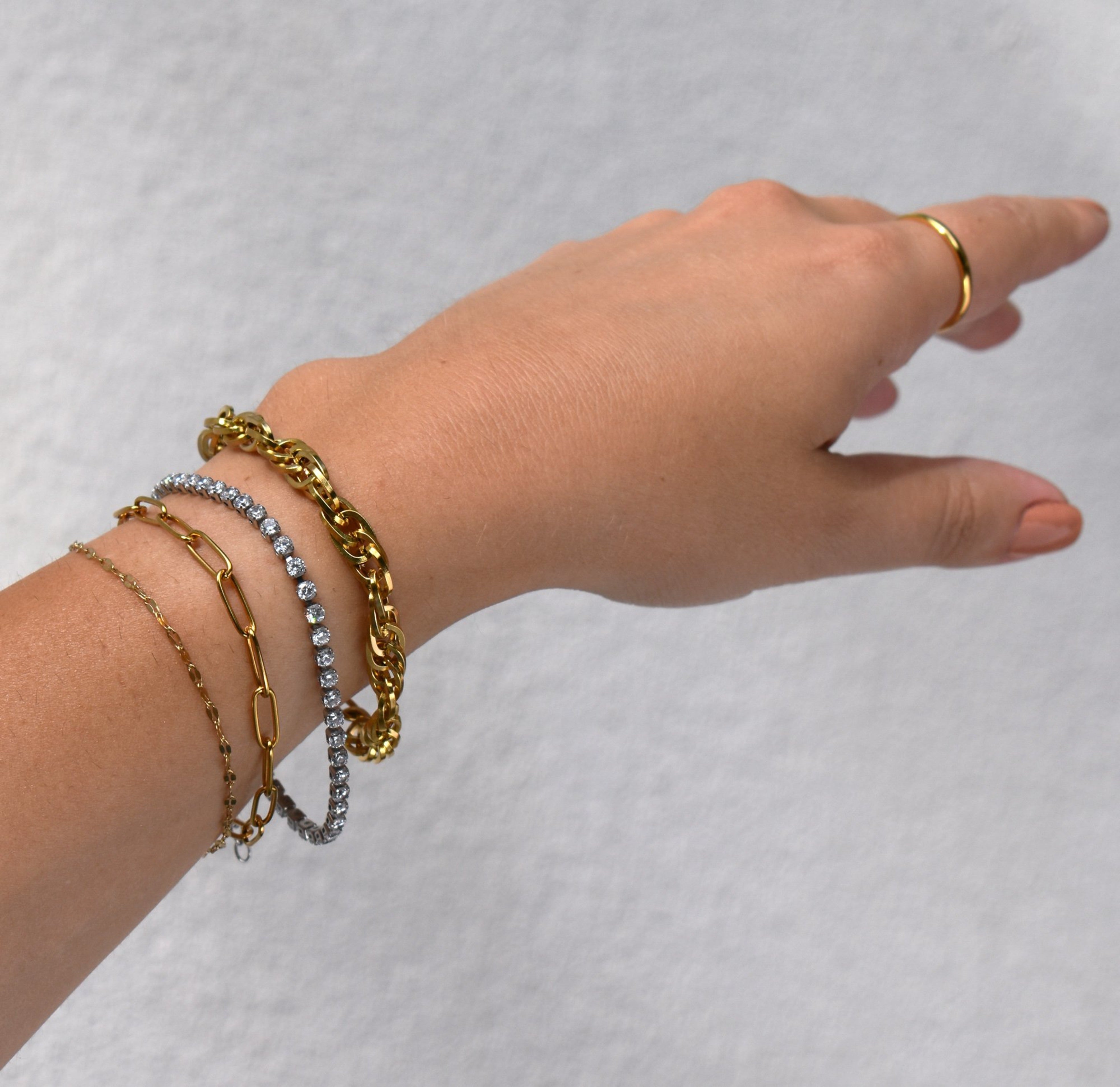 gold chain bracelets waterproof