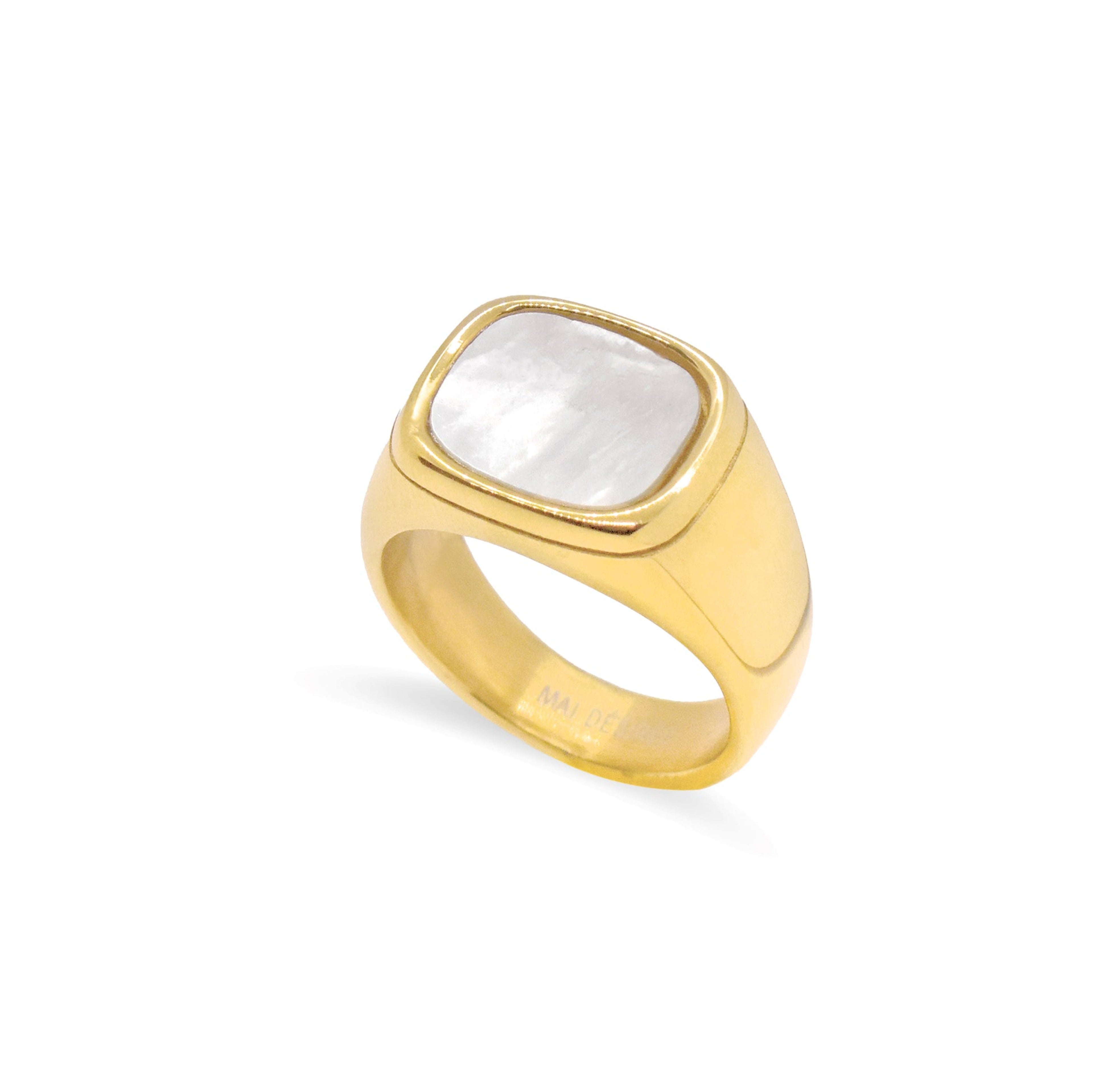 Thea gold square pearl signet ring waterproof