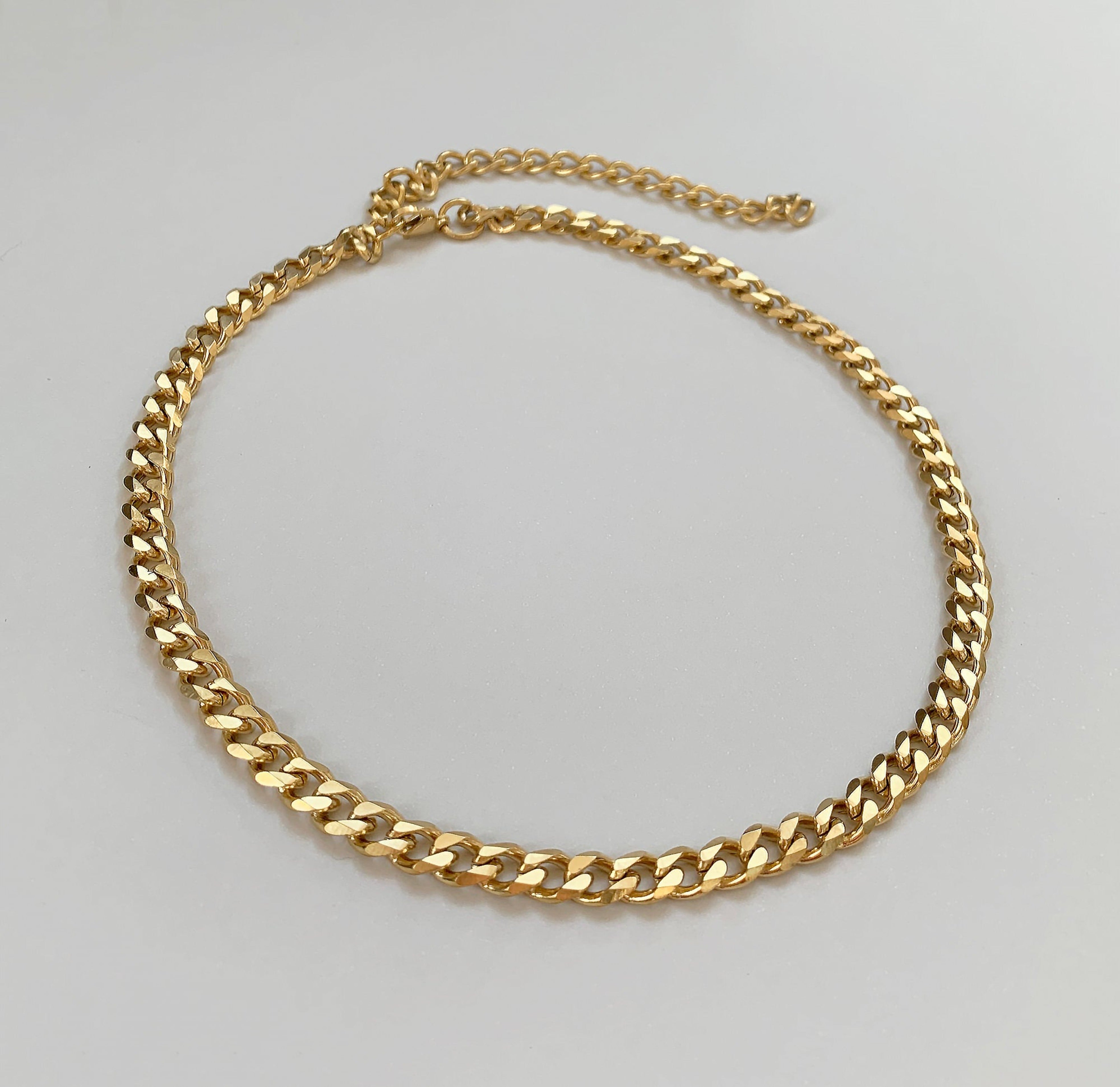 ROSLYN GOLD CURB CHAIN NECKLACE